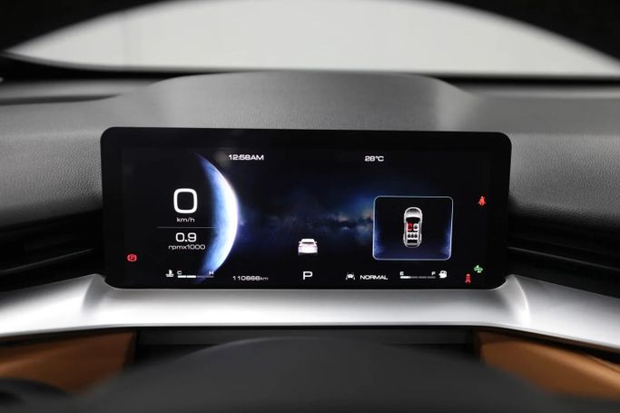 Подержанный Haval H6 III, 2.0 л, 2022 в Шардже от Al Qassem Cars Trading Серебристый цвет. GCC | AUTO.AE