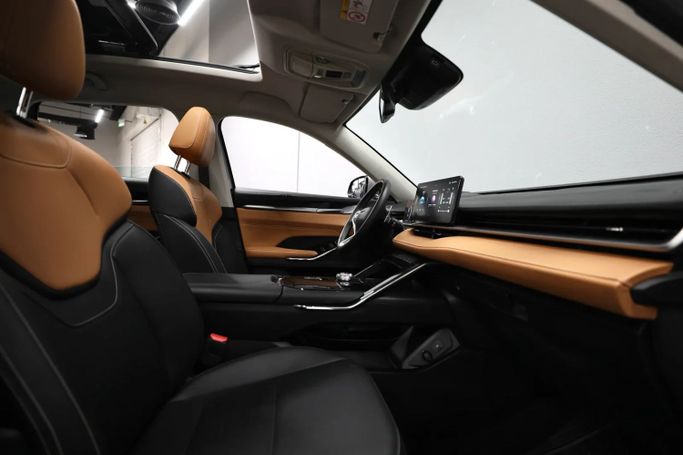 Подержанный Haval H6 III, 2.0 л, 2022 в Шардже от Al Qassem Cars Trading Серебристый цвет. GCC | AUTO.AE