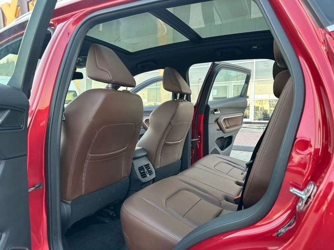 Used Haval H6 II, 1.5 l, 2020 in Sharjah by Laqtah Used Cars, Red color. Chinese Specs | AUTO.AE
