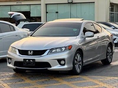 مستعملة Honda Accord تاسعًا, 2.4 l, 2015 في في الشارقة من ASAL ALHAIBAH USED CARS، اللون فضي. مواصفات الخليج | AUTO.AE