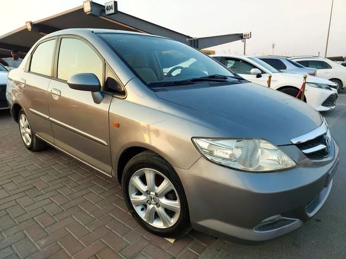 Подержанный Honda City IV, 1.5 л, 2006 в Шардже от Al Aqsa Used Cars Серый цвет. GCC | AUTO.AE