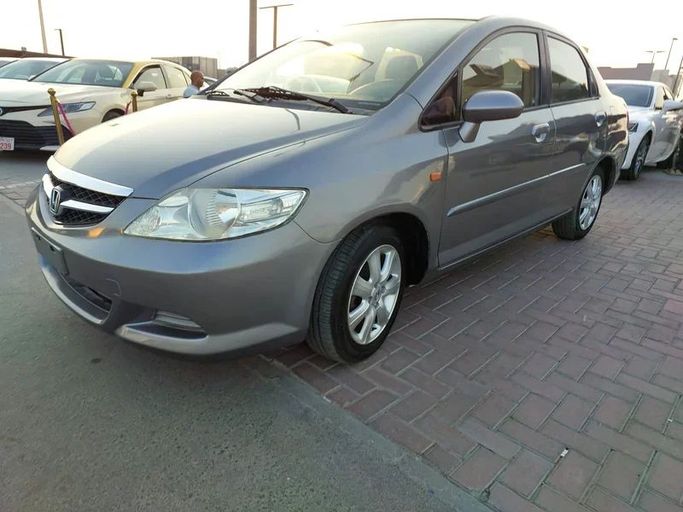 Подержанный Honda City IV, 1.5 л, 2006 в Шардже от Al Aqsa Used Cars Серый цвет. GCC | AUTO.AE