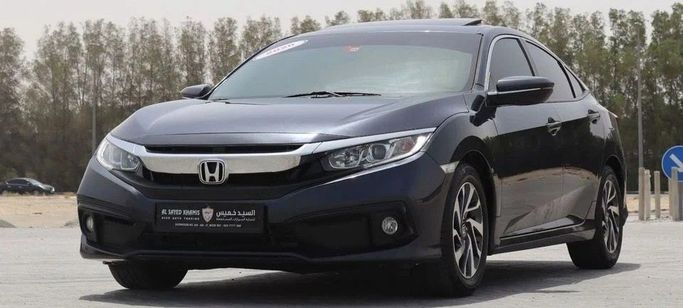 Подержанный Honda Civic X, 1.6 л, 2020 в Шардже от Al Sayed Khamis Used Cars Серый цвет. GCC | AUTO.AE