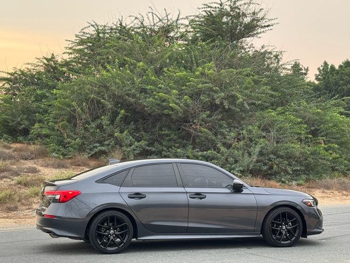 Подержанный Honda Civic XI, 1.5 л, 2023 в ОАЭ, Шарджа от Hatta Used Cars Серый цвет. Американская | AUTO.AE | Объявление #296167 — фото 11 из 22
