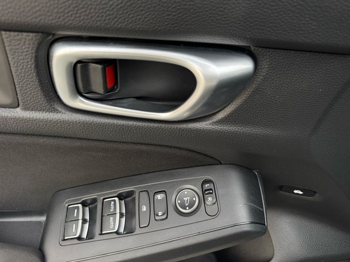 Подержанный Honda Civic XI, 1.5 л, 2023 в ОАЭ, Шарджа от Hatta Used Cars Серый цвет. Американская | AUTO.AE | Объявление #296167 — фото 12 из 22