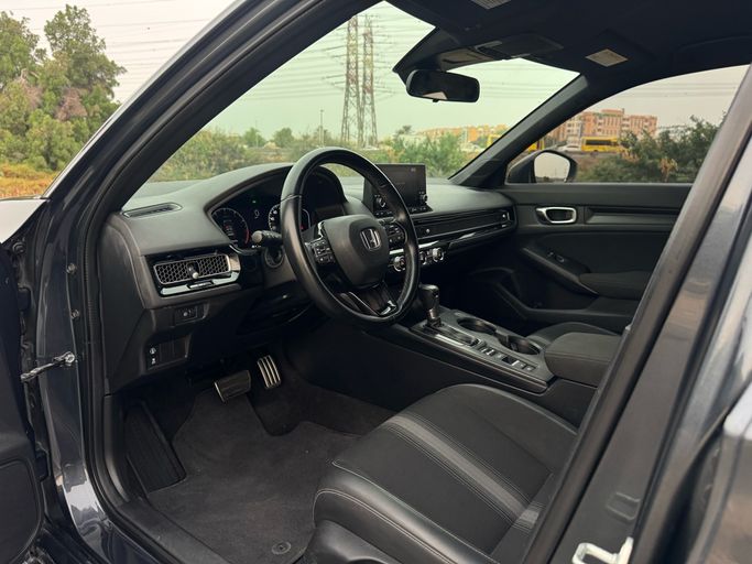 Подержанный Honda Civic XI, 1.5 л, 2023 в ОАЭ, Шарджа от Hatta Used Cars Серый цвет. Американская | AUTO.AE | Объявление #296167 — фото 15 из 22