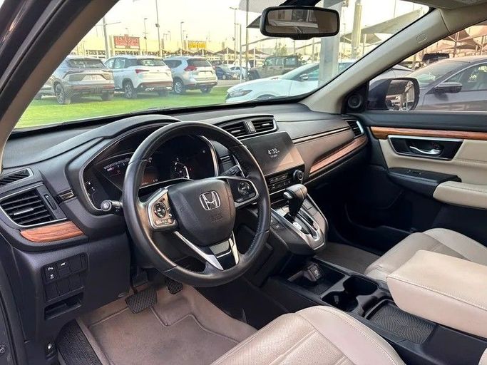 Used Honda CR-V V, 2.0 l, 2019 in Sharjah by Almasar Used Cars, Grey color. GCC Specs | AUTO.AE