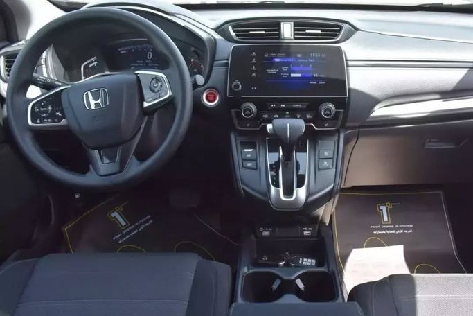 Подержанный Honda CR-V V Рестайлинг, 2.0 л, 2020 в Шардже от Alfaris Used Cars Серый цвет. Other | AUTO.AE