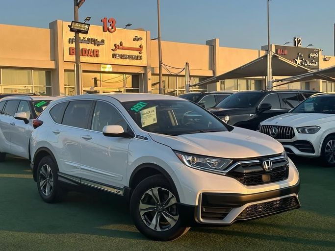 Used Honda CR-V V Facelift, 1.5 l, 2021 in Sharjah by Badar Used Cars, White color.  | AUTO.AE