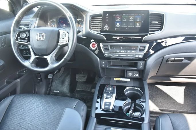 Used Honda Passport III, 3.5 l, 2020 in Sharjah by Alfaris Used Cars, Blue color. Other | AUTO.AE