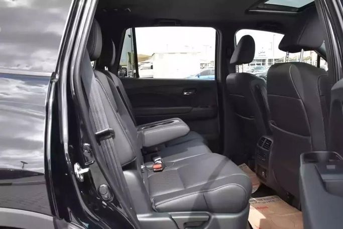 Подержанный Honda Passport III, 3.5 л, 2020 в Шардже от Alfaris Used Cars Черный цвет. Other | AUTO.AE