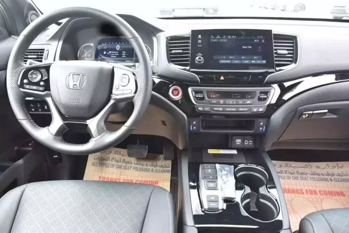 Подержанный Honda Passport III, 3.5 л, 2021 в Шардже от Alfaris Used Cars Черный цвет. Other | AUTO.AE