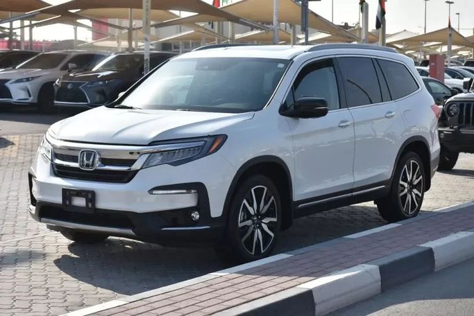 Used Honda Pilot III Facelift, 3.5 l, 2022 in Sharjah by Alfaris Used Cars, White color. Other | AUTO.AE