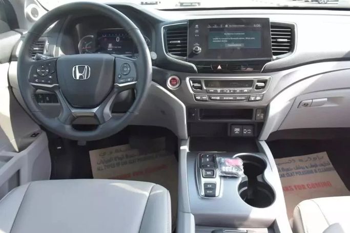 Used Honda Pilot III Facelift, 3.0 l, 2021 in Sharjah by Alfaris Used Cars, Grey color. Other | AUTO.AE
