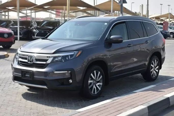 Used Honda Pilot III Facelift, 3.5 l, 2021 in Sharjah by Alfaris Used Cars, Grey color. Other | AUTO.AE