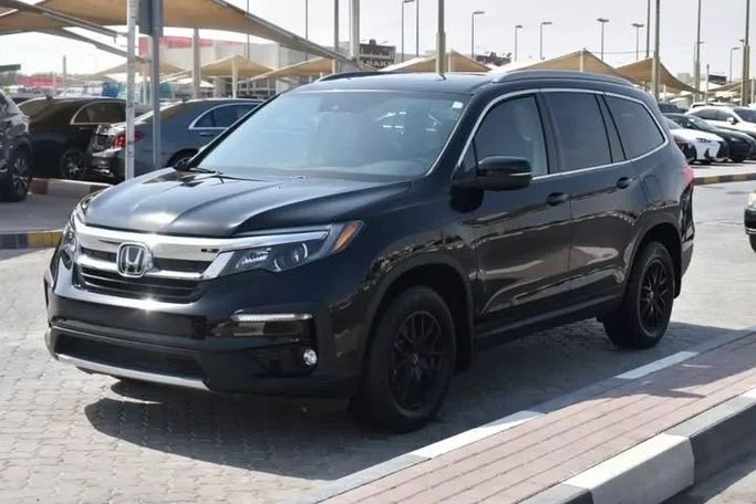 Used Honda Pilot III Facelift, 3.5 l, 2019 in Sharjah by Alfaris Used Cars, Black color. Other | AUTO.AE
