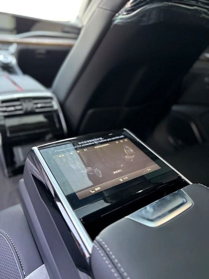 Новый Hongqi H9 I, 3.0 л, 2023 в Шардже от Al Fakhamah Used Cars Черный цвет. Китайская | AUTO.AE