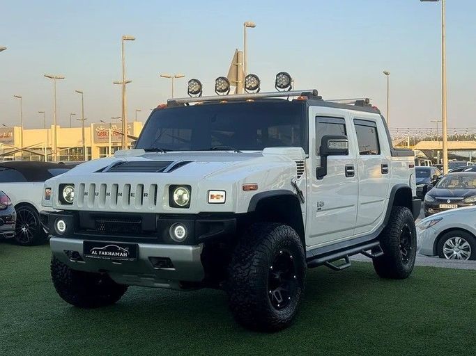 Подержанный Hummer H2 I, 6.0 л, 2006 в Шардже от Al Fakhamah Used Cars Белый цвет. GCC | AUTO.AE