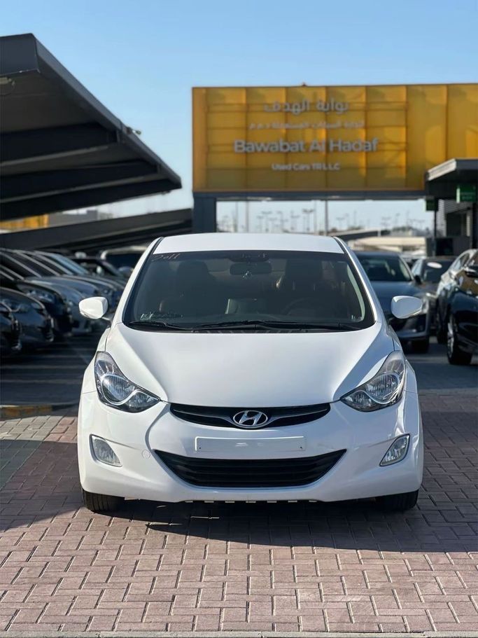 Used Hyundai Avante V, 1.6 l, 2011 in Sharjah by Bawabat Al Hadaf Used Cars, White color.  | AUTO.AE