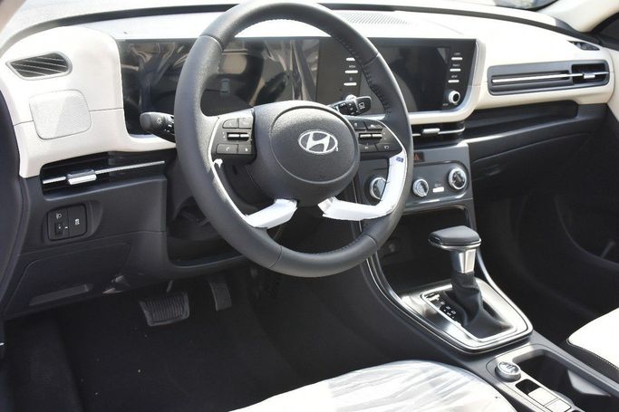 Новый Hyundai Creta II Рестайлинг, 2.0 л, 2025 в Шардже от Alfaris Used Cars Белый цвет.  | AUTO.AE