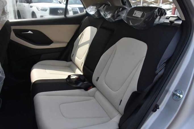 New Hyundai Creta II Facelift, 1.5 l, 2025 in Sharjah by Alfaris Used Cars, Silver color.  | AUTO.AE