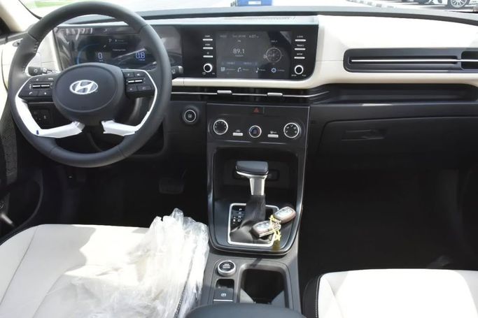 New Hyundai Creta II Facelift, 1.5 l, 2025 in Sharjah by Alfaris Used Cars, Red color.  | AUTO.AE