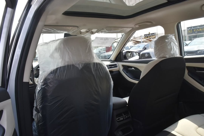 Новый Hyundai Creta II Рестайлинг, 2.0 л, 2025 в Шардже от Alfaris Used Cars Белый цвет. GCC | AUTO.AE