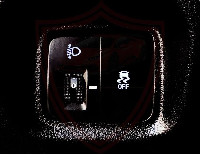 Подержанный Hyundai Creta II, 1.6 л, 2023 в Шардже от Al Sayed Khamis Used Auto Trading Золотистый цвет. GCC | AUTO.AE