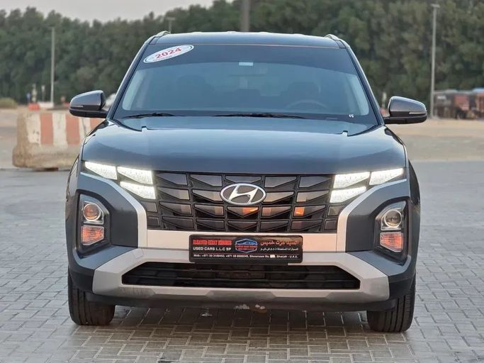 Подержанный Hyundai Creta II Рестайлинг, 2.0 л, 2024 в Шардже от Al Sayed Ezzat Khamis Серый цвет. GCC | AUTO.AE