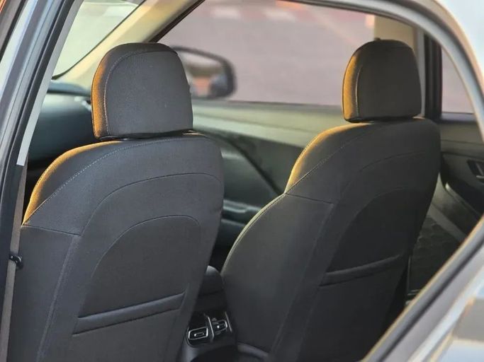 Подержанный Hyundai Creta II Рестайлинг, 2.0 л, 2024 в Шардже от Al Sayed Ezzat Khamis Серый цвет. GCC | AUTO.AE