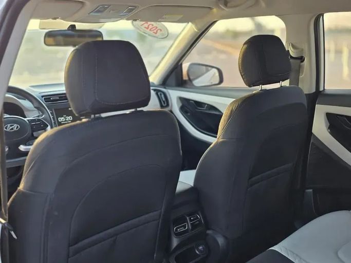 Подержанный Hyundai Creta II, 1.6 л, 2021 в Шардже от Al Sayed Ezzat Khamis Белый цвет. GCC | AUTO.AE