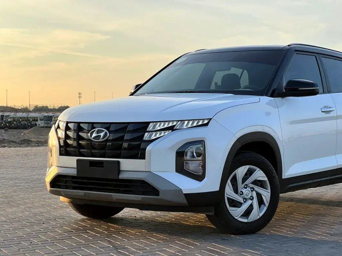 Подержанный Hyundai Creta II Рестайлинг, 2.0 л, 2024 в Шардже от Sama Al Sham Cars Белый цвет. GCC | AUTO.AE