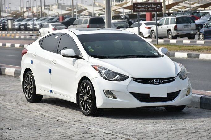 Used Hyundai Elantra V (MD) Facelift, 1.8 l, 2013 in Sharjah by Alfaris Used Cars, White color.  | AUTO.AE