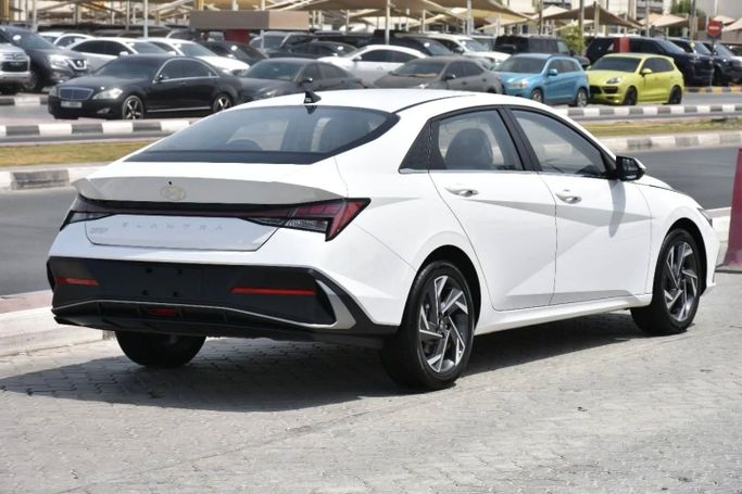 New Hyundai Elantra VII (CN7) Facelift, 1.6 l, 2025 in Sharjah by Alfaris Used Cars, White color. Other | AUTO.AE