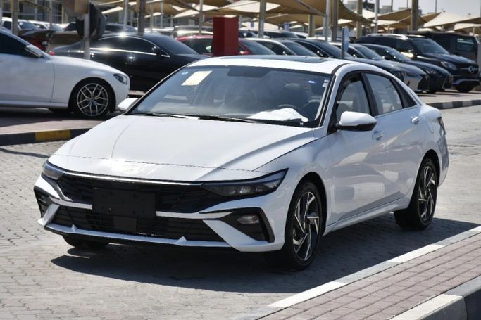 New Hyundai Elantra VII (CN7) Facelift, 1.6 l, 2024 in Sharjah by Alfaris Used Cars, White color. Other | AUTO.AE
