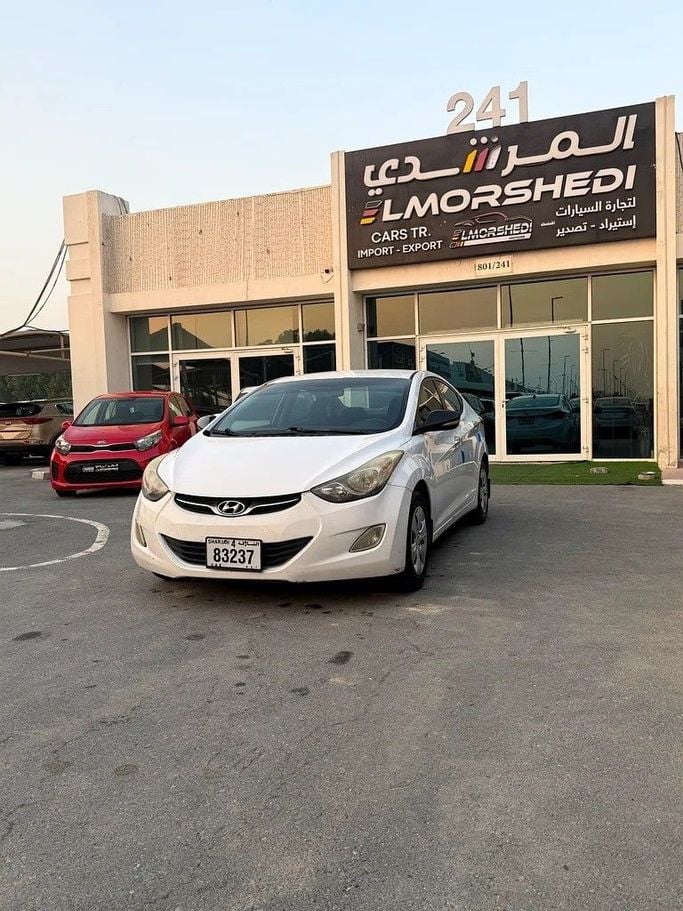 Used Hyundai Elantra V (MD) Facelift, 1.8 l, 2014 in Sharjah by Elmorshedi Motors, White color. GCC Specs | AUTO.AE