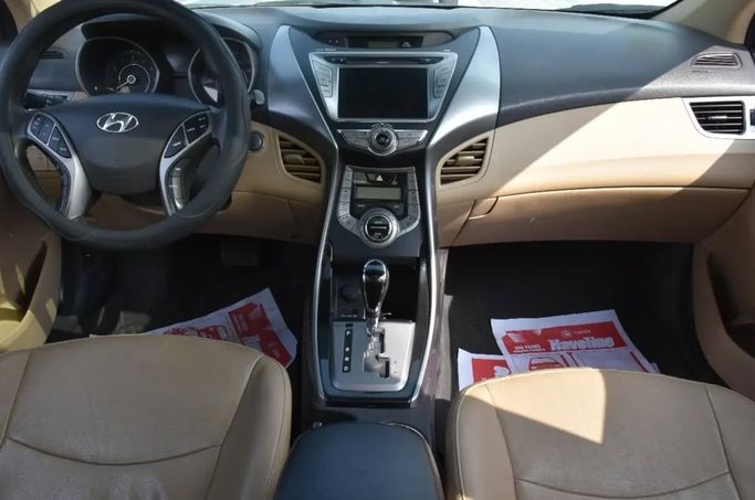Used Hyundai Elantra V (MD) Facelift, 1.6 l, 2013 in Sharjah by Alfaris Used Cars, White color. Other | AUTO.AE