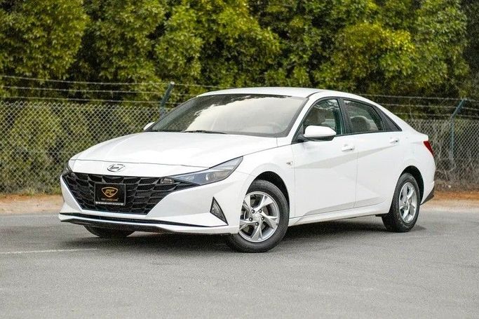 Used Hyundai Elantra VII (CN7) Facelift, 1.6 l, 2023 in Sharjah by First Choice Cars, White color. GCC Specs | AUTO.AE