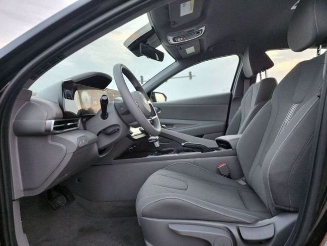 Used Hyundai Elantra VII (CN7) Facelift, 1.6 l, 2024 in Sharjah by Nassem Al Sham Used Cars, Black color. GCC Specs | AUTO.AE