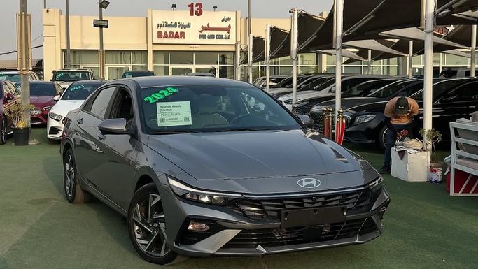 Used Hyundai Elantra VII (CN7) Facelift, 1.5 l, 2024 in Sharjah by Badar Used Cars, Grey color.  | AUTO.AE