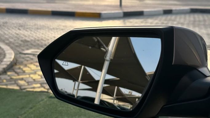 Used Hyundai Elantra VII (CN7) Facelift, 1.5 l, 2024 in Sharjah by Badar Used Cars, Grey color.  | AUTO.AE