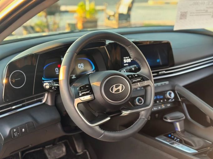 Used Hyundai Elantra VII (CN7) Facelift, 1.6 l, 2024 in Sharjah by Badar Used Cars, White color.  | AUTO.AE