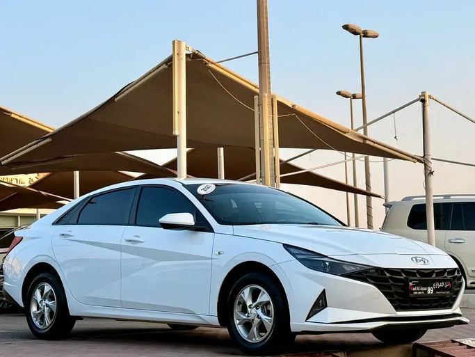 Used ⁦Hyundai Elantra VII (CN7), 2.0 l, 2023⁩ in UAE, Sharjah by Wael Al Azzazi Used Cars, White color. GCC Specs | AUTO.AE | Listing #287700