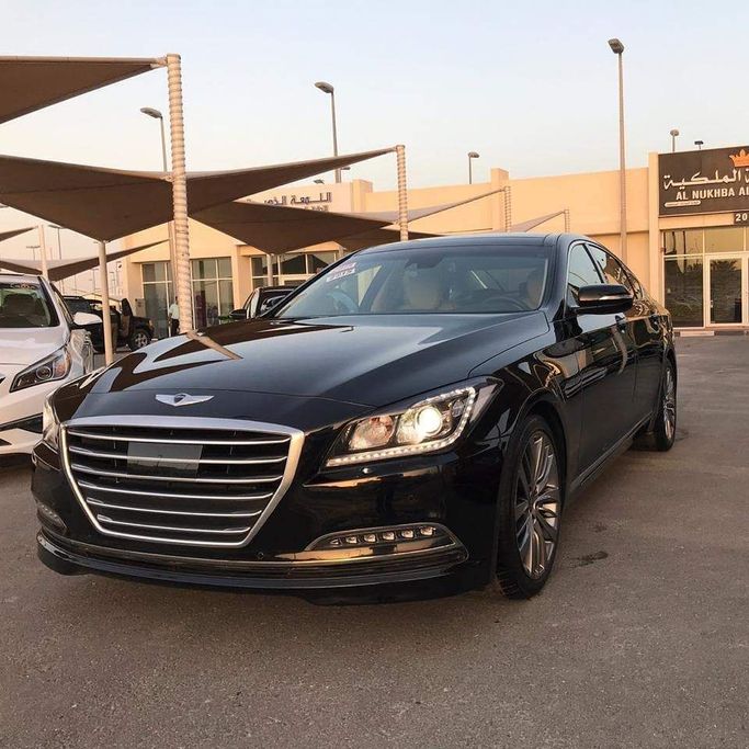 Used Hyundai Genesis II, 5.0 l, 2015 in Sharjah by Al Nukhba Al Malakyah Used Cars, Black color. American Specs | AUTO.AE