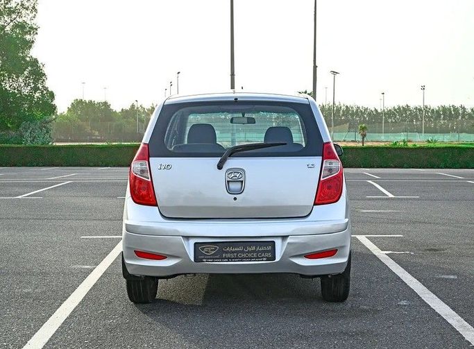 Used Hyundai i10 II, 1.0 l, 2015 in Sharjah by First Choice Cars, Silver color. GCC Specs | AUTO.AE