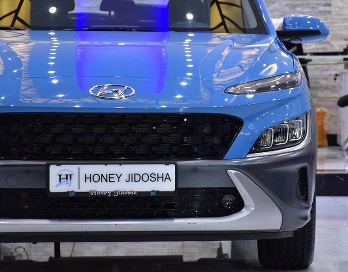 Подержанный Hyundai Kona I Рестайлинг, 2.0 л, 2023 в Шардже от Honey Gidosha Used Cars Tr. Голубой цвет.  | AUTO.AE