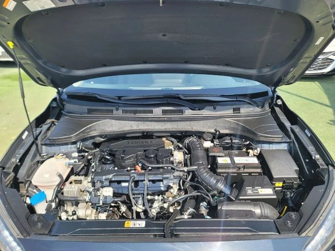 Подержанный Hyundai Kona I Рестайлинг, 1.6 л, 2022 в Шардже от Tabarak Used Cars Черный цвет. Американская | AUTO.AE