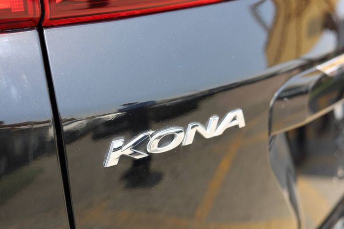 Подержанный Hyundai Kona I, 1.6 л, 2019 в Шардже от OMC Used Cars Черный цвет. Американская | AUTO.AE