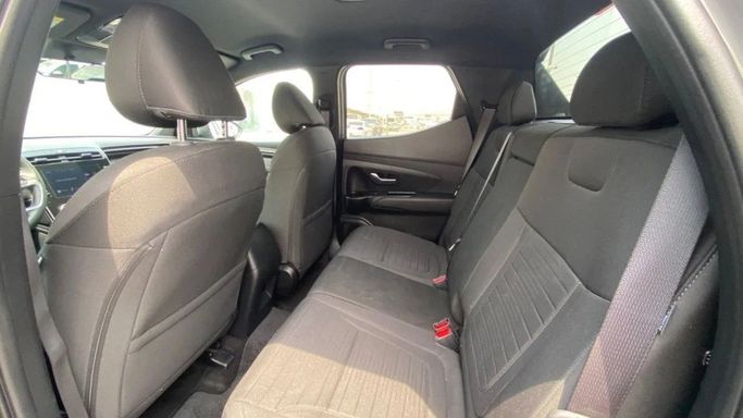 Подержанный Hyundai Santa Cruz I, 2.5 л, 2024 в Шардже от Halla Cars Серый цвет. Американская | AUTO.AE