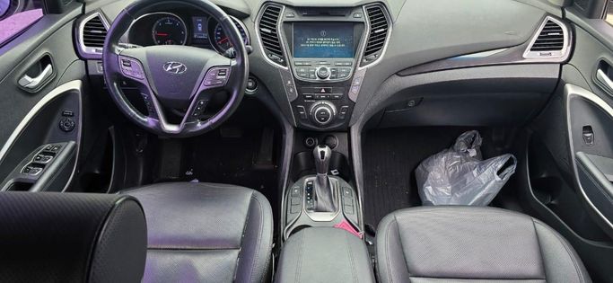Подержанный Hyundai Santa Fe III, 2.2 л, 2014 в Шардже от Al Aram Cars Серый цвет. Other | AUTO.AE